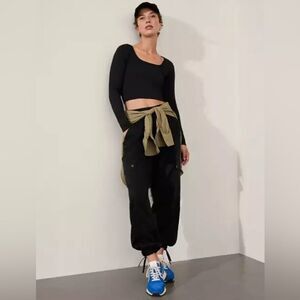 ATHLETA | Black Celestial High Rise Utility Pant Size Small